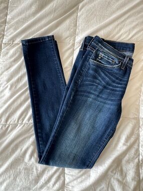 KanCan Skinny Jeans Size 28 Dark Wash Stretch Mid Rise Slim Fit Classic Denim